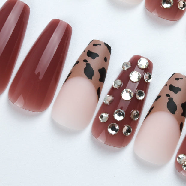 30 pieces LEOPARD PRESS-ON NAILS FAKE NAILS Style:french Shape:coffin Finish:matte Length:medium Occasion:regular nails